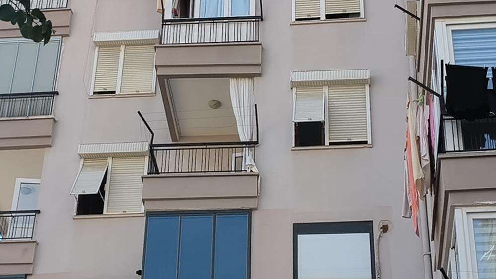 Anne ve kızı yataklarında ölü bulundu 4